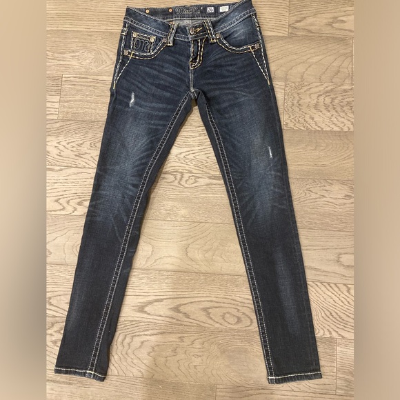 Miss Me Signature Skinny Jeans - Picture 2 of 14